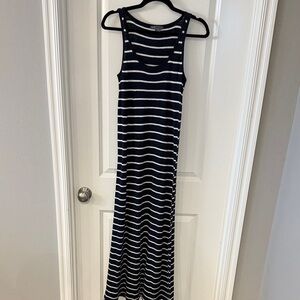 Vince Striped Navy and White Knit Maxi Dress Size Small